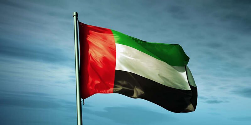 الدفاع الإماراتية تنفي استهداف قاعدة المنهاد الجوية