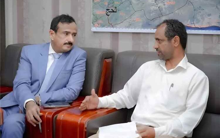 الدكتور علي ناصر الذيب.. قيادة ملهمة للقطاع الصحي في شبوة