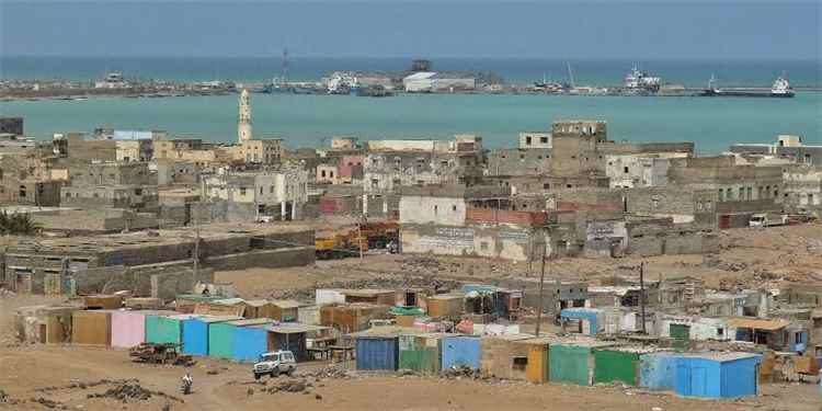 المشهد اليمني - الساحل الغربي يشهد حالة استنفار جوي غير مسبوقة.. والقوات تعلن: "جاهزون لأي تهديد"