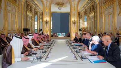 السعودية وفرنسا تؤكدان دعم مجلس القيادة وتتعهدان بحماية الملاحة من التهديدات الحوثية