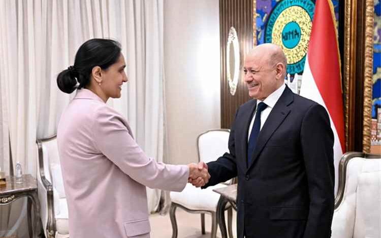 المشهد اليمني - السفيرة البريطانية: لقاء ممتاز مع الرئيس العليمي ورؤية مشتركة لبناء يمن آمن ومزدهر