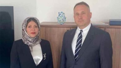 السفيرة مجلي تبحث مع مسؤول بولندي مستجدات الأوضاع والتهديدات الحوثية في البحر الأحمر