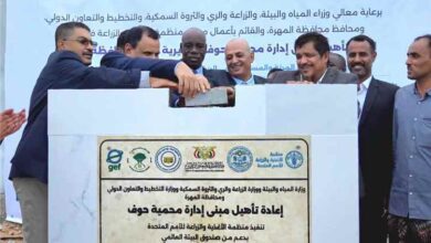 السقطري والشرجبي يدشنان مشروعين خدميين في الغيضة وحوف