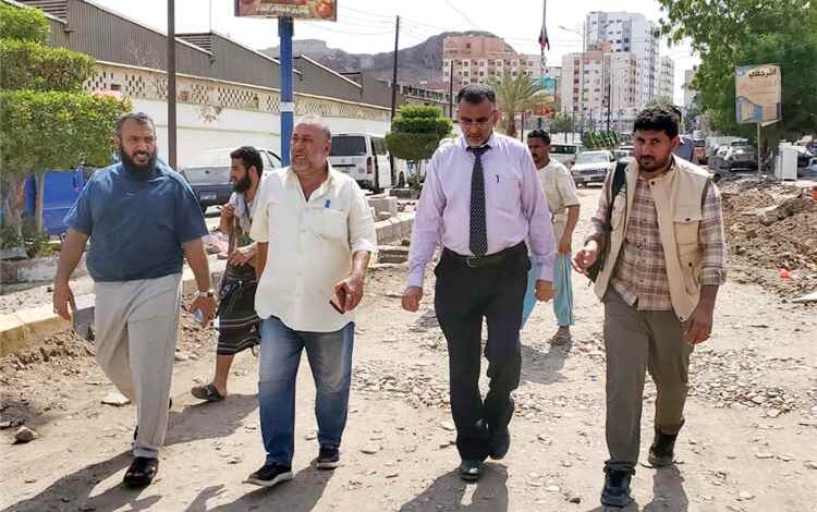 السلطة المحلية بالتواهي توضح أسباب التأخر في مشروع رصف شارع حجيف وتؤكد أن التأخير لمصلحة العمل