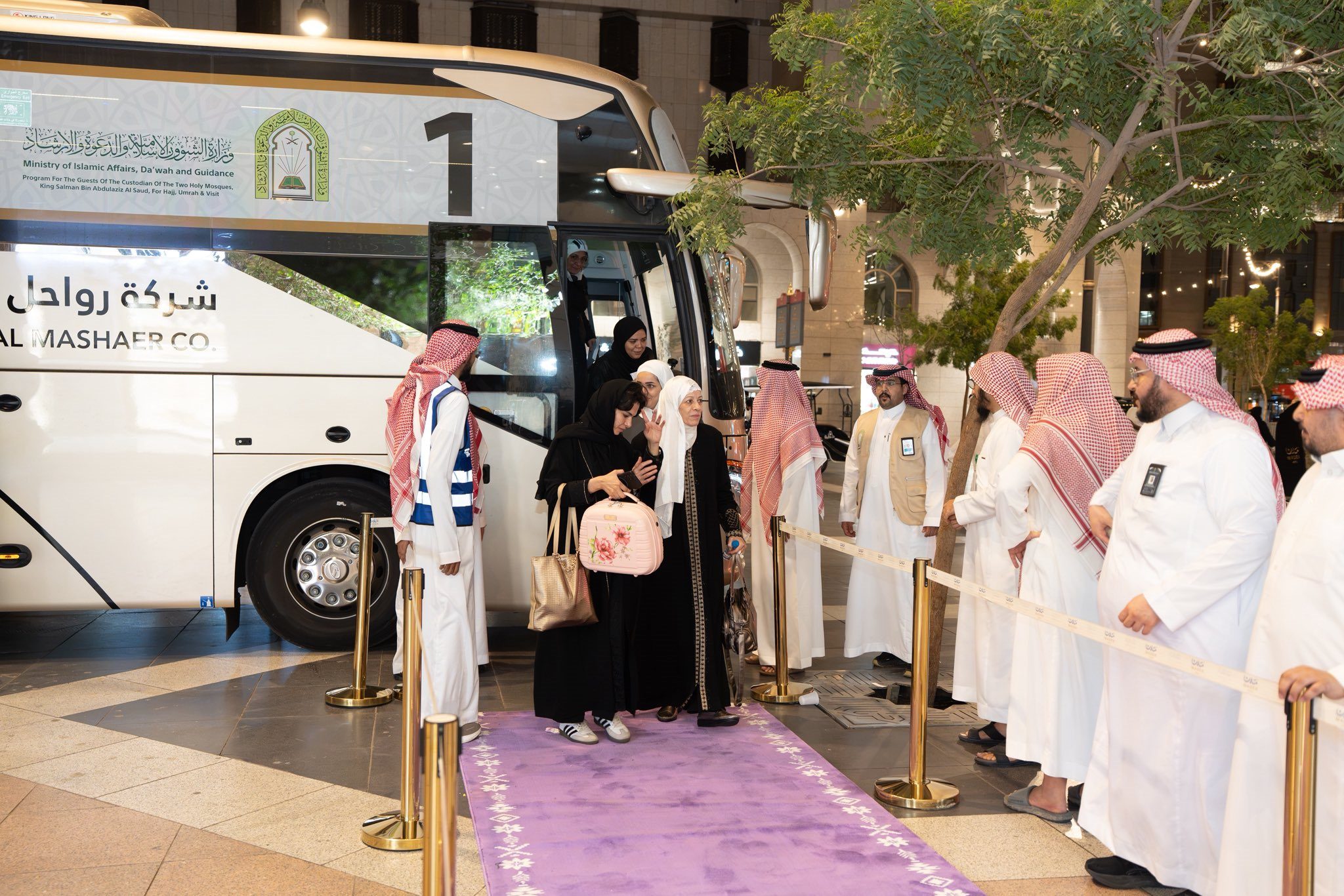 «الشؤون الإسلامية» تستقبل الدفعة الثانية من ضيوف برنامج خادم الحرمين للعمرة