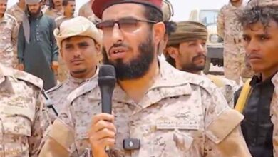 المشهد اليمني - العميد نبيل الواصلي يباشر مهام قيادة اللواء الثاني بقوات درع الوطن ويؤكد مواصلة مسيرة الجاهزية والانضباط