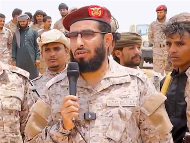 المشهد اليمني - العميد نبيل الواصلي يباشر مهام قيادة اللواء الثاني بقوات درع الوطن ويؤكد مواصلة مسيرة الجاهزية والانضباط