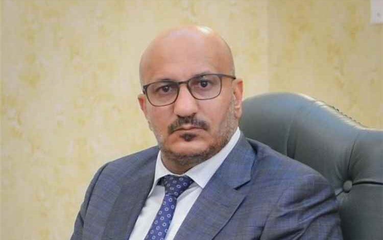 الفريق طارق صالح يعزي قائدي الفرقتين الأولى والثالثة طوارئ باستشهاد عدد من أبطال القوات المسلحة