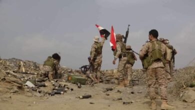 القوات المسلحة تحبط هجوماً حوثياً واسعاً في تعز وتوجه ضربات موجعة للمليشيا