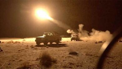 المشهد اليمني - القوات المسلحة تدك مراكز قيادة وتجمعات للحوثيين جنوب الحديدة رداً على التصعيد