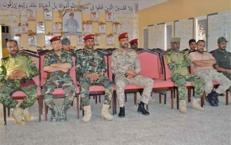 الكتيبة الخاصة تنظم محاضرة توعوية حول حماية المدنيين في مناطق الصراع