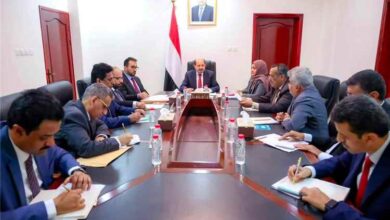 اللجنة الوزارية للإصلاح المؤسسي تعقد اجتماعها الأول في عدن برئاسة رئيس الوزراء