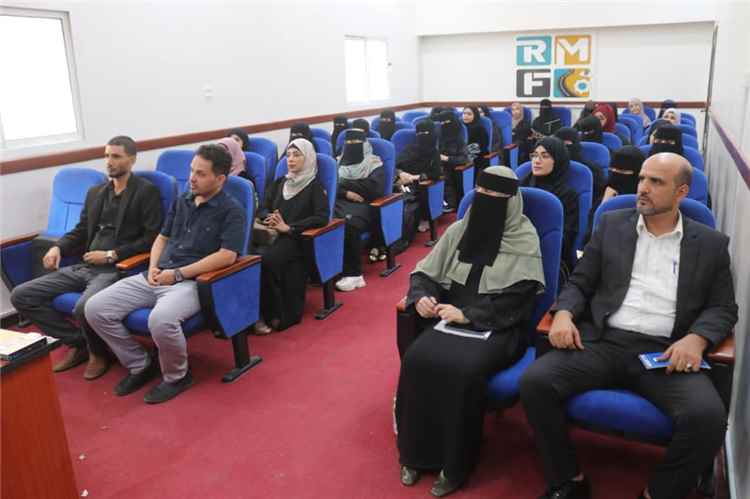 اللجنة الوطنية للمرأة ووزارة الأشغال وصندوق الطرق تعززان الوعي بالحقوق الوظيفية للمرأة