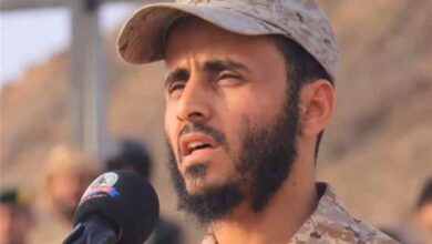 المشهد اليمني - اللواء المعبري في أول تصريح عقب الهجوم الحوثي: استهدفنا بـ12 صاروخاً باليستياً وطائرات مسيرة وننتظر الضوء الأخضر للزحف نحو صنعاء
