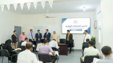 المحافظ الثقلي يدشن الامتحانات الوزارية بمعهد أرخبيل سقطرى الفني