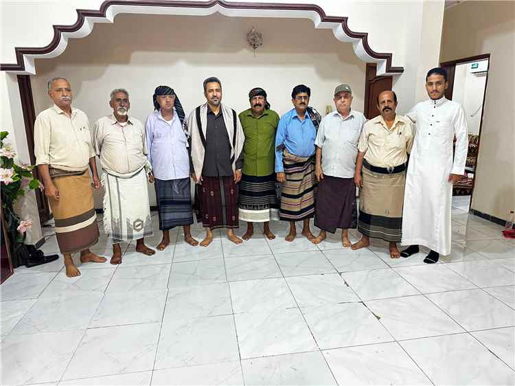 المحافظ الحالمي يلتقي قيادة الهيئة العسكرية العليا في الجنوب ويؤكد دعمة لمطالب وحقوق العسكريين