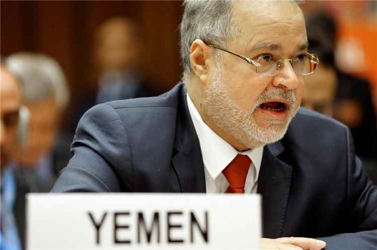 المشهد اليمني - المخلافي: استهداف ميناء المخا يؤكد أن الحوثيين يستهدفون حياة اليمنيين ومصادر رزقهم