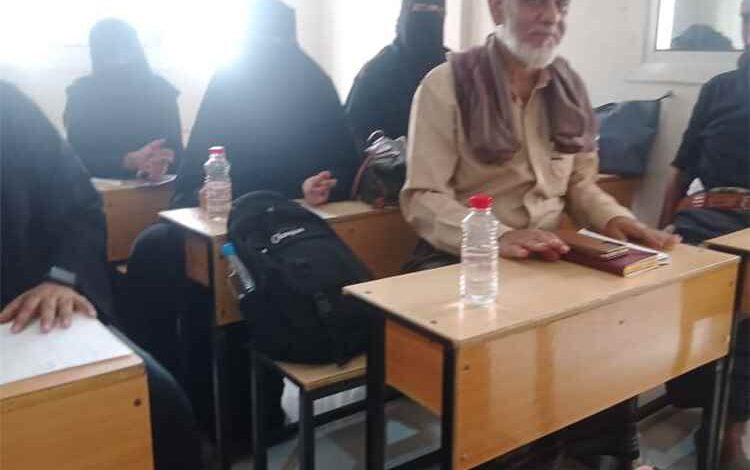 المدارس الأهلية في تبن تطالب بالإنصاف وتلوّح بتعليق الدراسة.