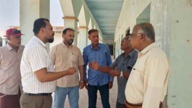 المدير العام لمكتب الشباب والرياضة بساحل حضرموت يدشن زياراته الميدانية بزيارة لمديرية غيل باوزير