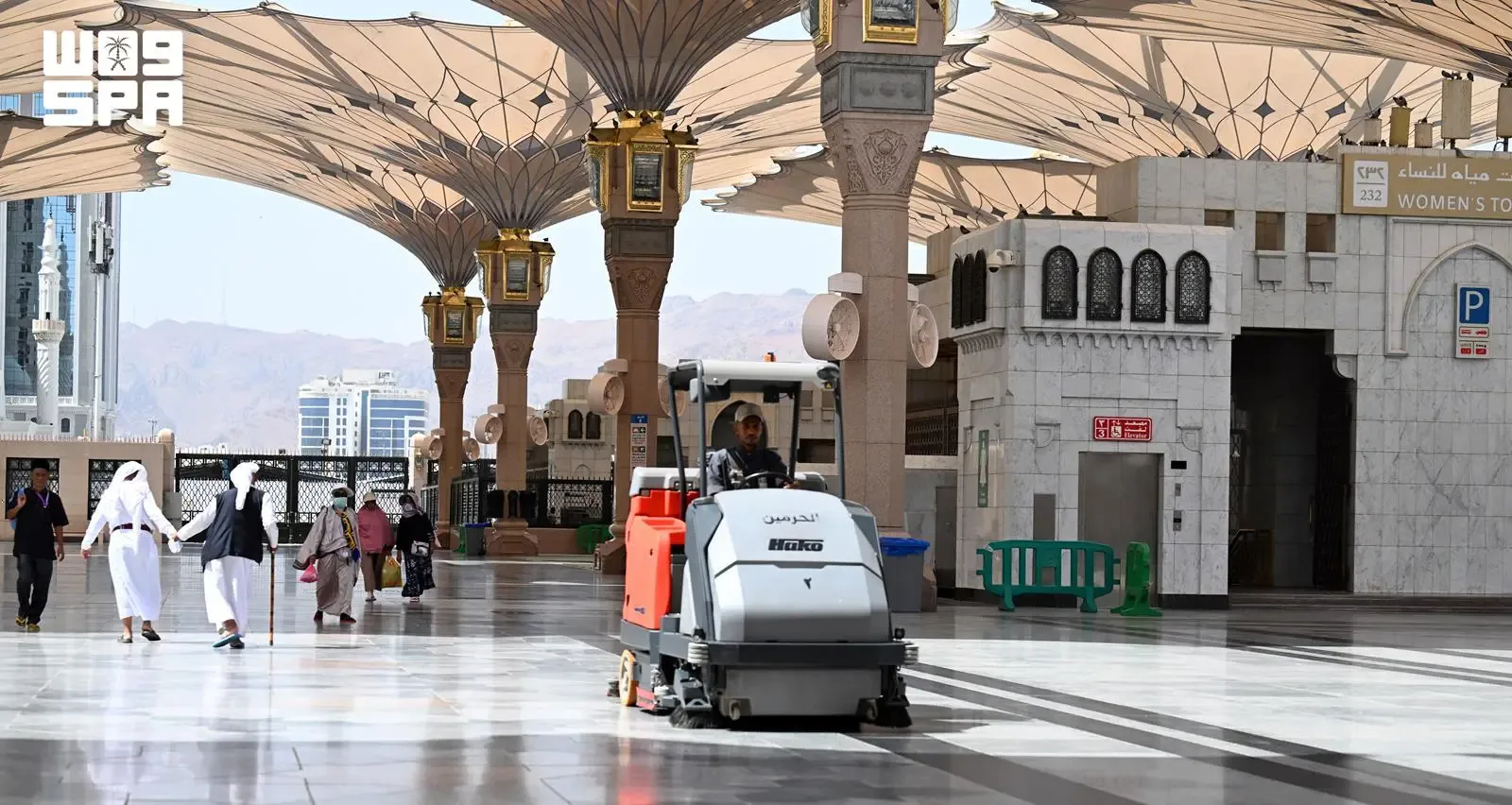 المدينة المنورة تستنفر منظومة خدمات متكاملة لخدمة زوار المسجد النبوي وإثراء تجربتهم