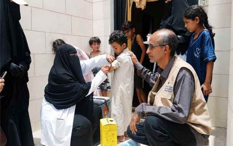 المشرف المركزي لحملة التحصين يعرب عن شكره وتقديره للفرق الميدانية بمديرية غيل باوزير