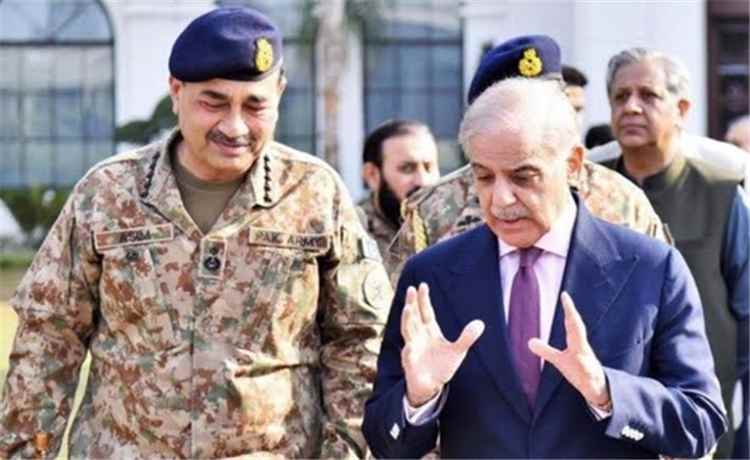المشهد الدولي - اليوم.. رئيس وزراء باكستان وقائد الجيش يصلان السعودية