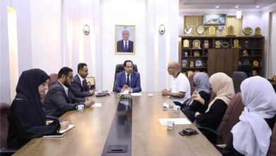 الوزير البكري يودع بعثة منتخبنا الوطني للرماية " سيدات" قبل توجهها إلى إندونيسيا