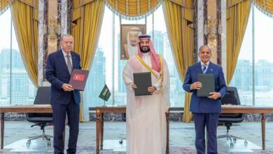 المشهد اليمني - اليمن يرحب باعلان "اتفاقية مكة للدفاع المشترك": خطوة استراتيجية لمواجهة التهديدات التي تمس أمن المنطقة