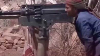 المشهد اليمني - اندلاع مواجهات عسكرية بين الجيش الوطني ومليشيا الحوثي في جبل هان بجبهة الضباب غربي تعز