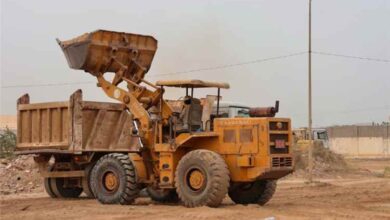 بتوجيهات المحافظ الرباش.. صندوق النظافة وتحسين المدينة يدشن حملة واسعة لتنظيف وتأهيل إدارة أمن محافظة أبين