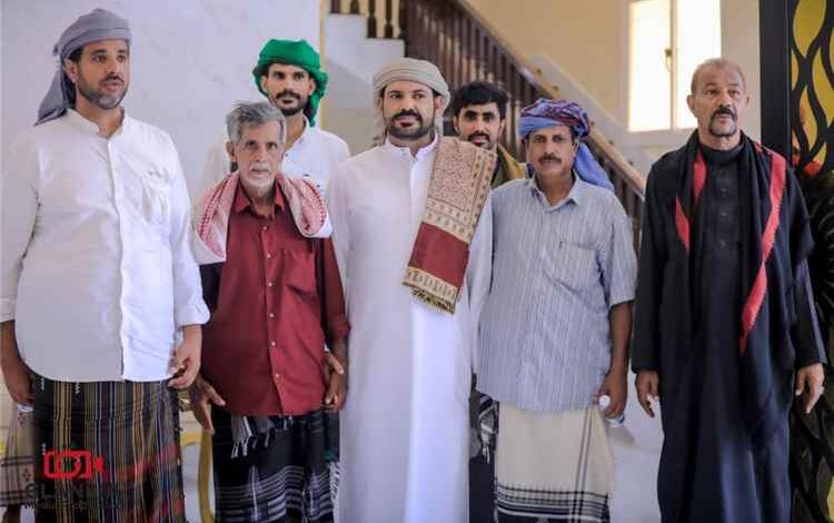 بحضور اجتماعي وقبلي واسع.. تنصيب الشيخ أنور صالح بن سالم باعباد منصبًا عامًا لمشايخ آل باعباد