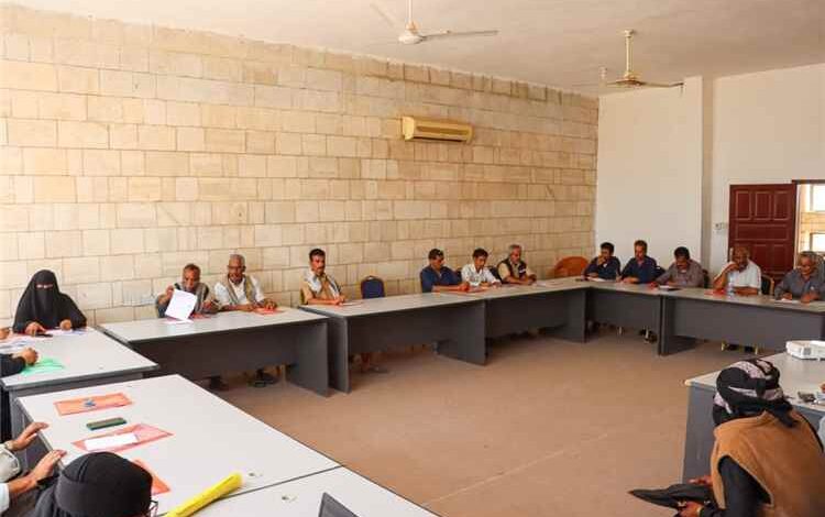 برعاية المحافظ بن الوزير.. تدشين دورة التخطيط الاستراتيجي بمشاركة 20 متدربًا