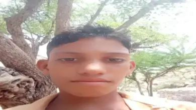 بقصف مدفعي مباشر.. مليشيا الحوثي تقتل طفلاً وتستهدف منازل المدنيين في لحج