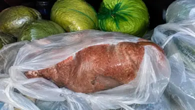 بلدية بريمان تضبط لحوماً فاسدة و30 بسطة عشوائية في جدة
