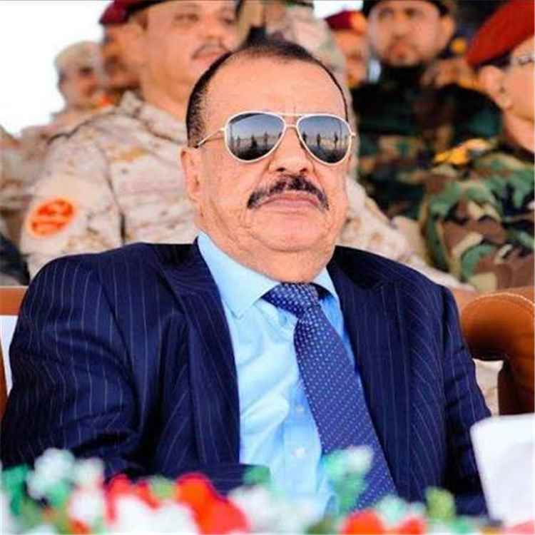 بن بريك يتراجع عن قرار تجميد عضويته في اللجنة التحضيرية للمجلس التنسيقي الأعلى بحضرموت.. ويوضح الأسباب