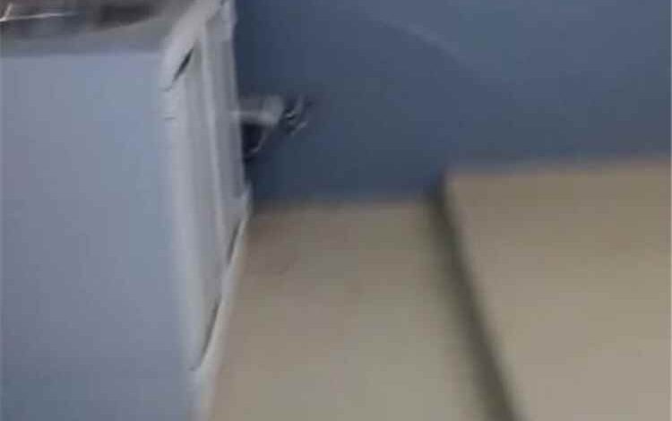 بين الصناديق ومعاناة المرضى.. مركز الطب النووي في عدن ينتظر قرار التشغيل