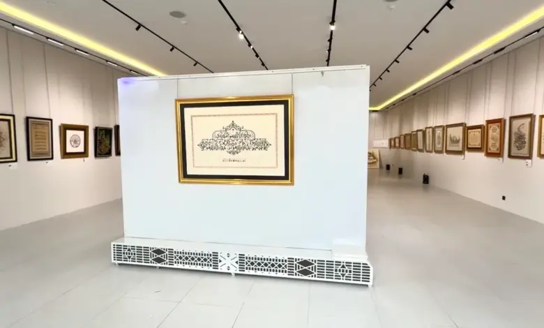 بينالي صيف الباحة 2026 يستقطب أكثر من 70 خطاطاً من العالم الإسلامي