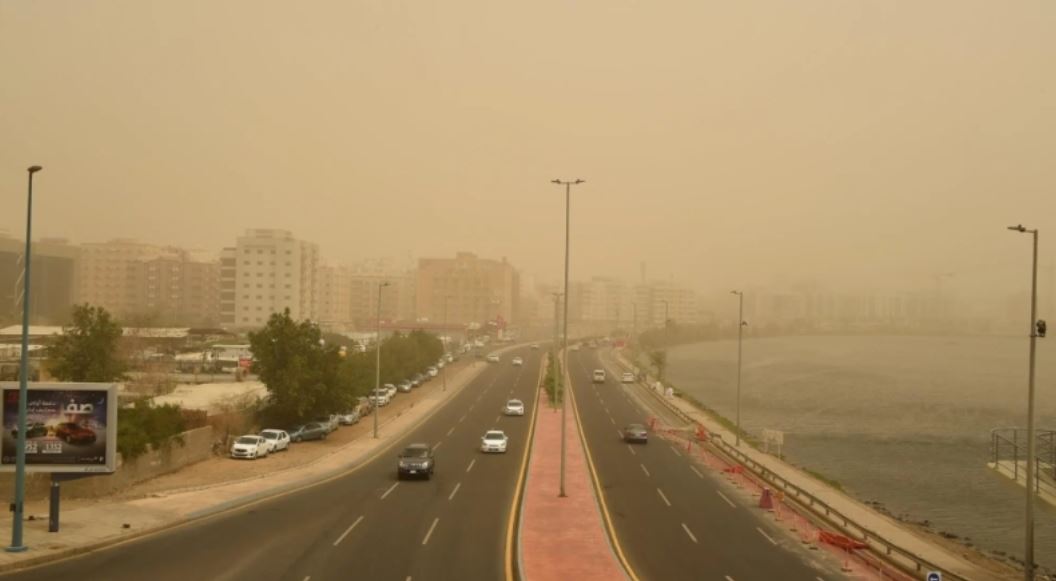 تحذير من أتربة مثارة ورياح نشطة على 11 محافظة بمنطقة الرياض