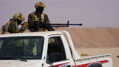 المشهد اليمني - تحركات عسكرية للانتقالي في سواحل شبوة واستحداث مواقع للطيران المسير