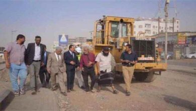 تدشين مشروع صيانة وتأهيل شارع كورنيش المحافظ في عدن