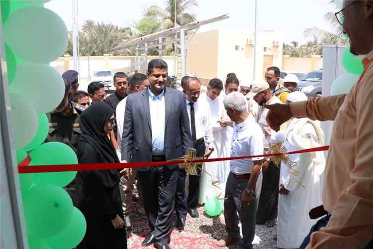 تدشين وافتتاح عددٍ من المشاريع الخدمية والتنموية في مدينة الحامي بالشحر