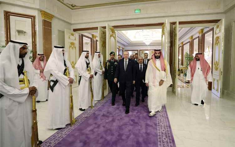 تركيا والسعودية وباكستان تعزز علاقاتها الأمنية عبر اتفاقية دفاع