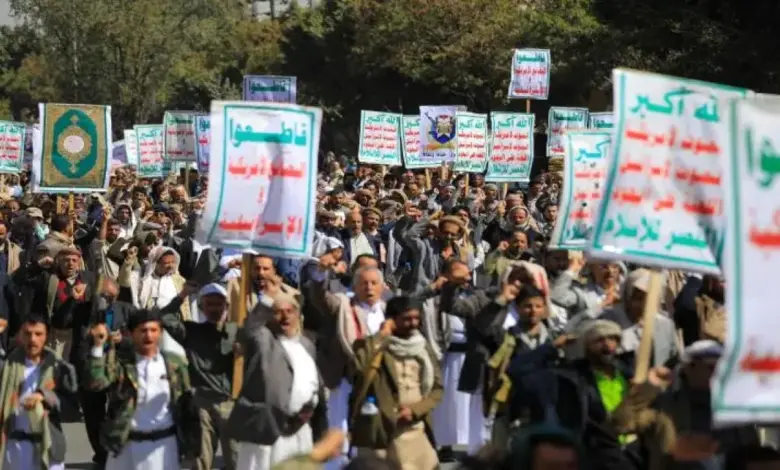 تطويق أمني رفيع واستعانة بالحرس الثوري: استنفار حوثي واسع في صنعاء خشية اغتيالات خاطفة