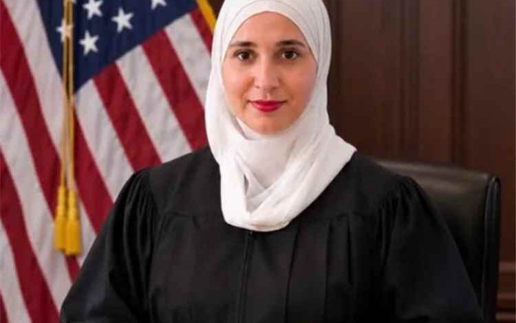 المشهد اليمني - تعيين اليمنية أسماء علي أول قاضية عربية أمريكية في ولاية ميسيسيبي