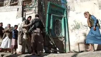 تقرير حقوقي صادم يكشف حصيلة الانتهاكات الحوثية في صنعاء: 105 قتلى و3,219 خرقاً حقوقياً خلال عامين