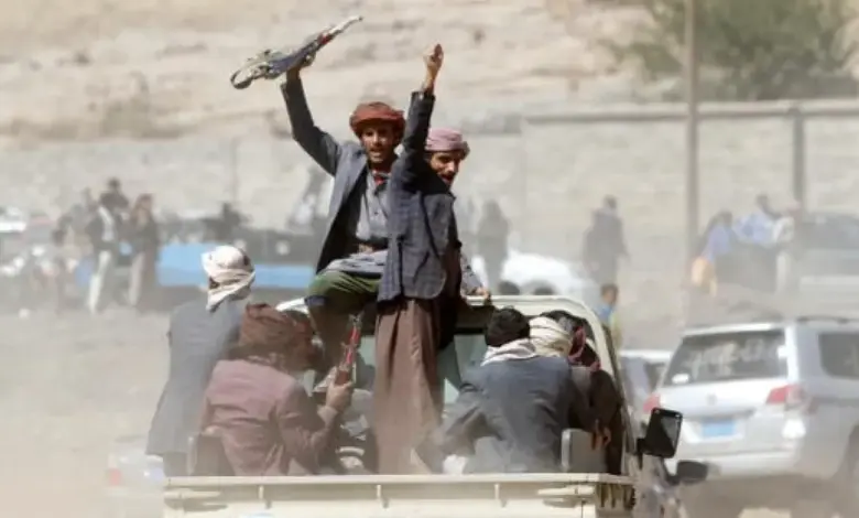 تقرير يكشف أرقام صادمة لجرائم الحوثيين.. 15,478 قتيلاً و35,654 مصاباً منذ 2015