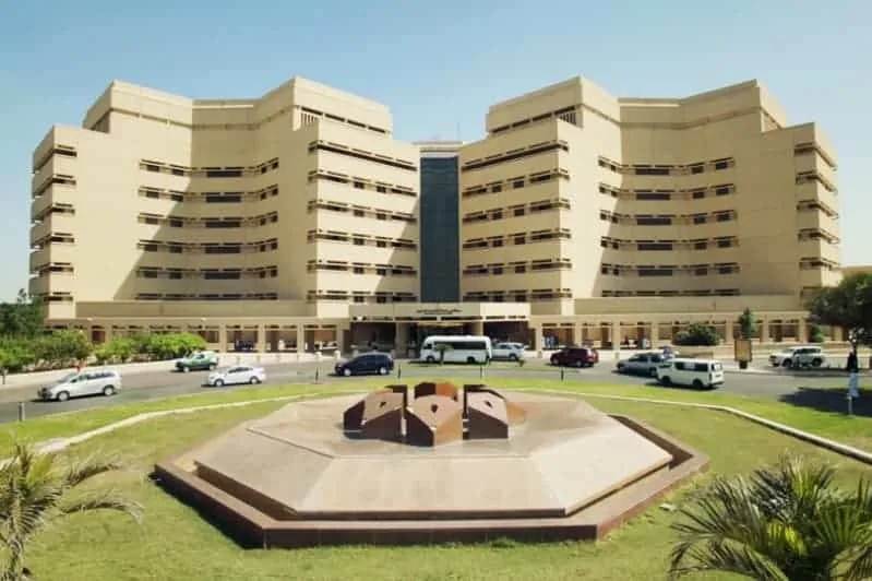 جامعة الملك عبدالعزيز تفتح القبول في 8 برامج للدراسات العليا الأكاديمية