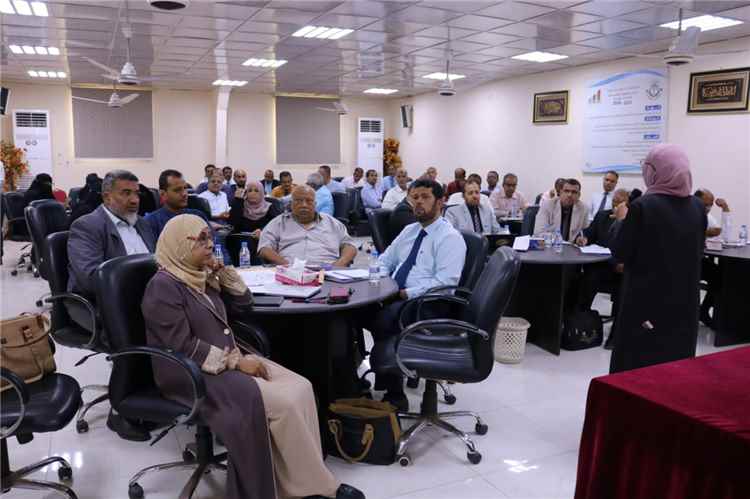 جامعة حضرموت تدشن برنامج إعداد وتأهيل المراجعين الخارجيين