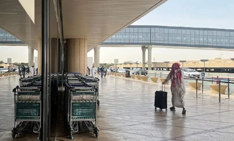 جماعة الحوثي تقول إنها هاجمت مطار نجران