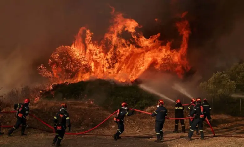 حرائق الغابات تُجبر 20 ألف شخص على الإخلاء غرب كندا